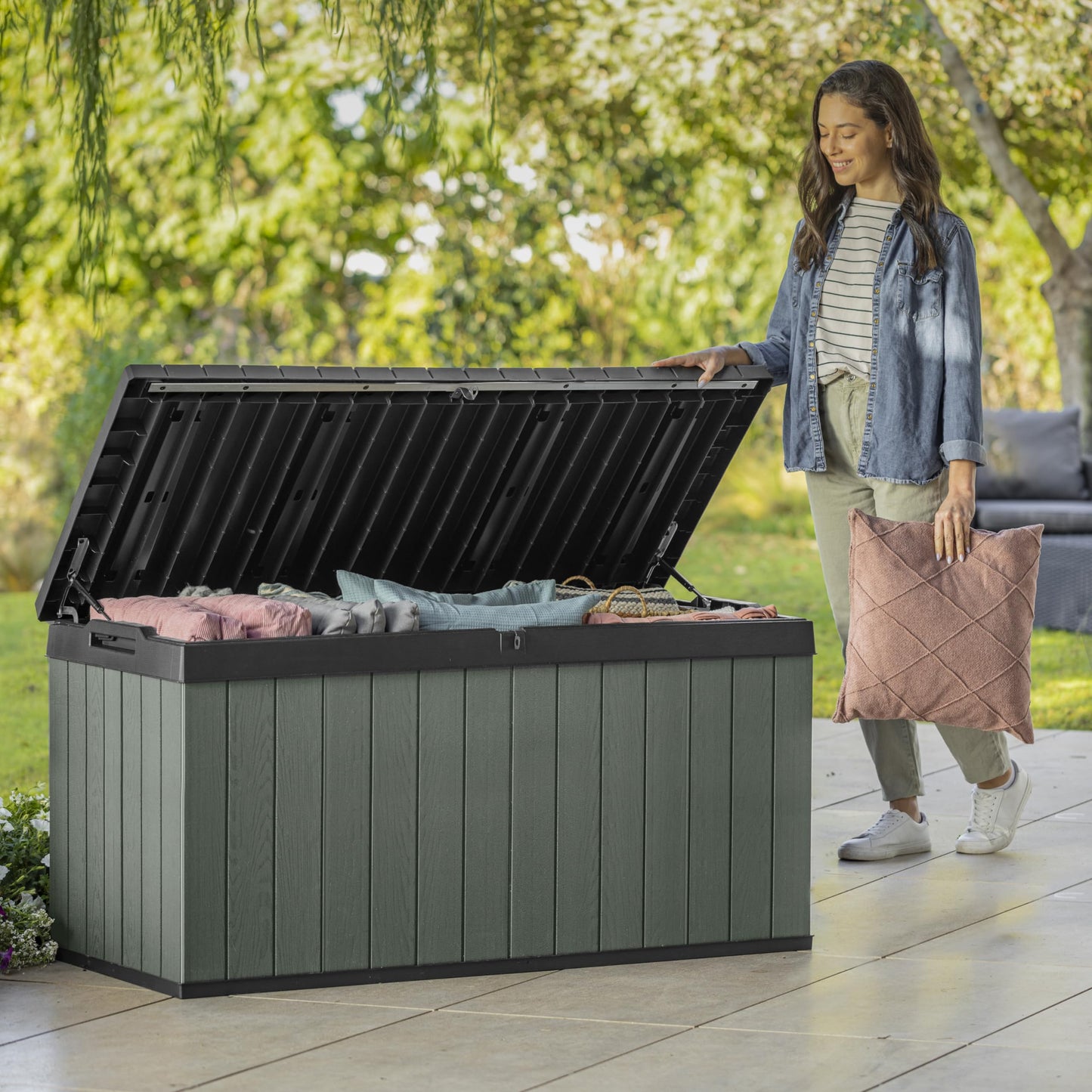 511L Outdoor Garden Storage Box with Wood Effect Finish & Seating